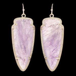 Kendra Scott Skylar Arrowhead Gold Earrings in Amethyst